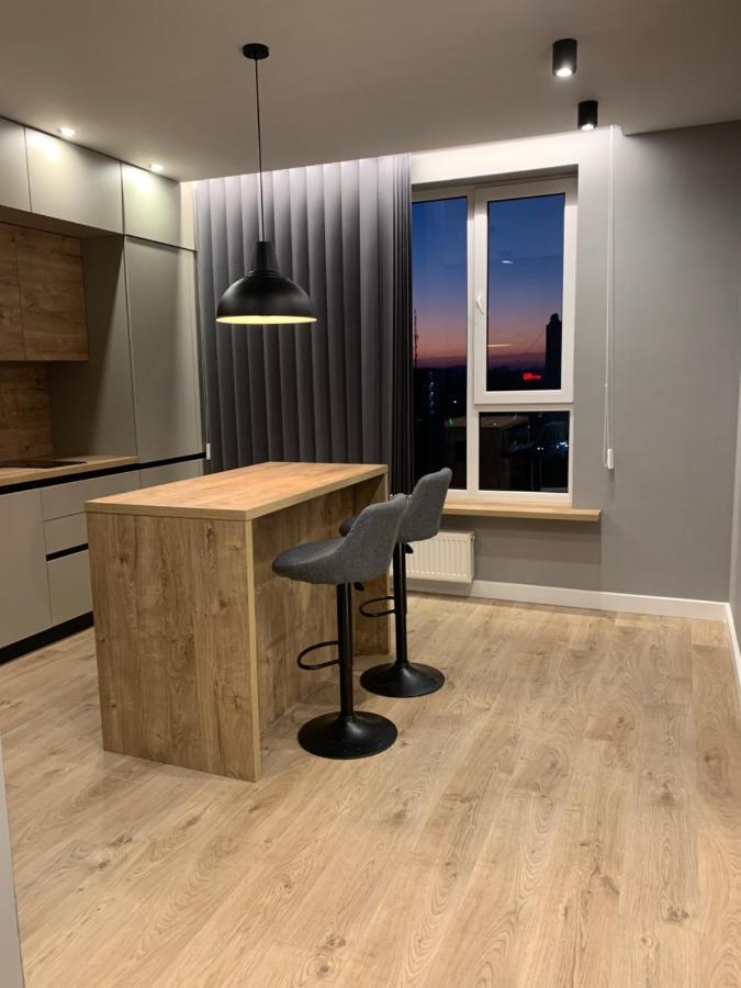 Apartment Near The Airport Boryspil Bagian luar foto