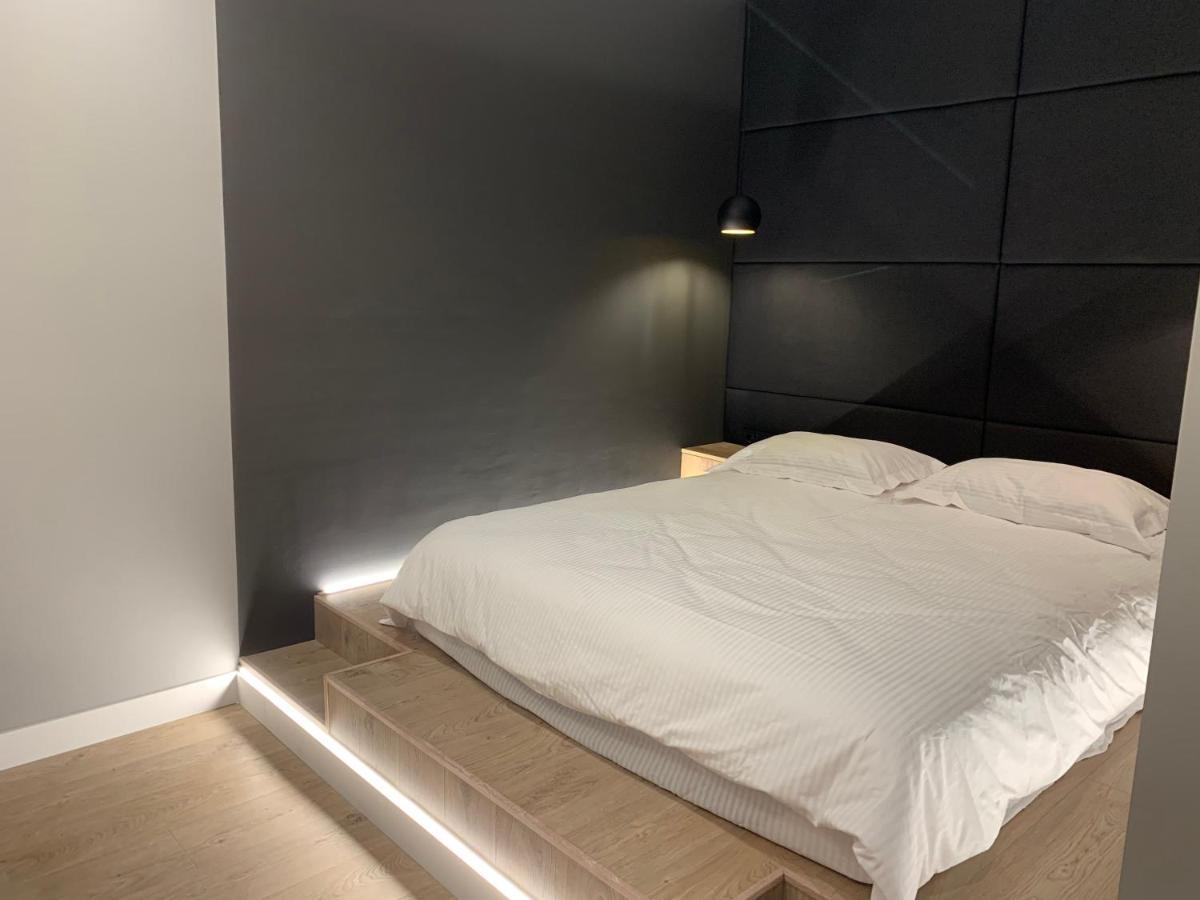 Apartment Near The Airport Boryspil Bagian luar foto