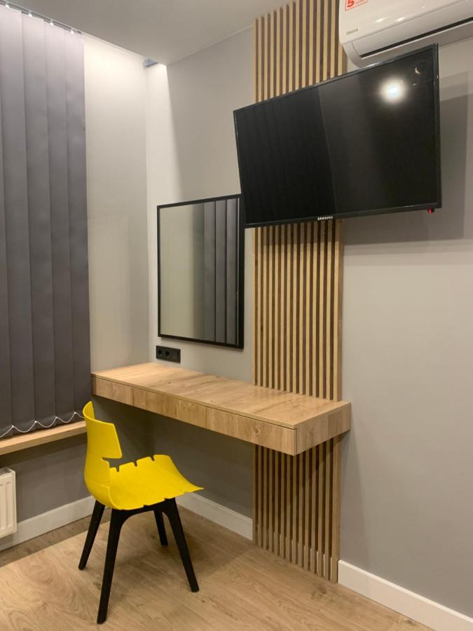 Apartment Near The Airport Boryspil Bagian luar foto