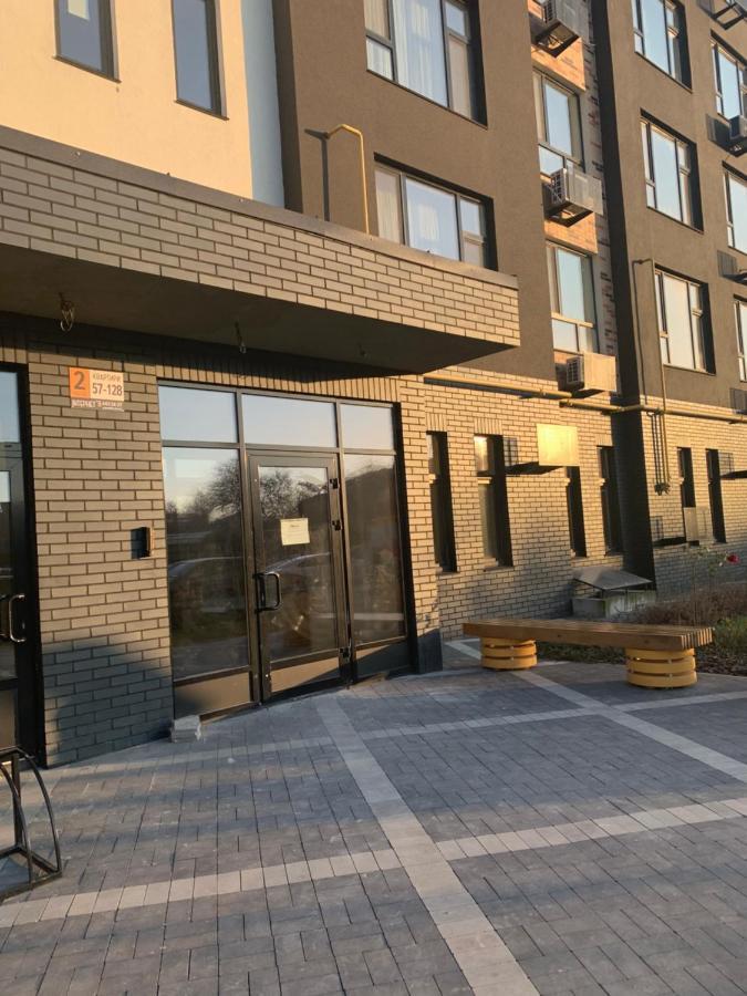Apartment Near The Airport Boryspil Bagian luar foto