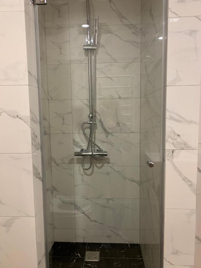 Apartment Near The Airport Boryspil Bagian luar foto